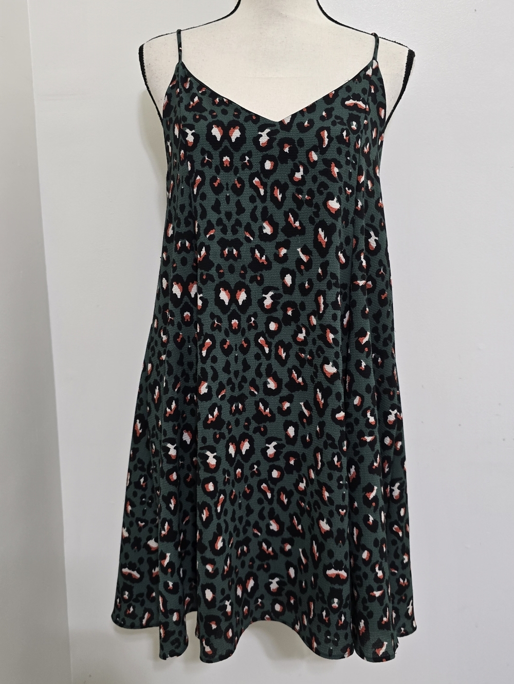 P. CILL size Small Sleeveless‎ Animal Print Lined Tank Dress Green Swing Flowy